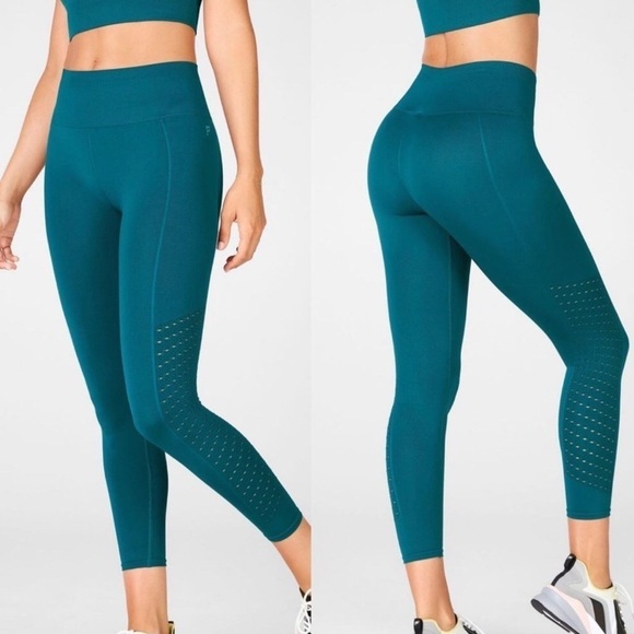 Fabletics Sync High Waisted Perforated 7/8 Teal Leggings Blue Green Medium - Picture 1 of 9